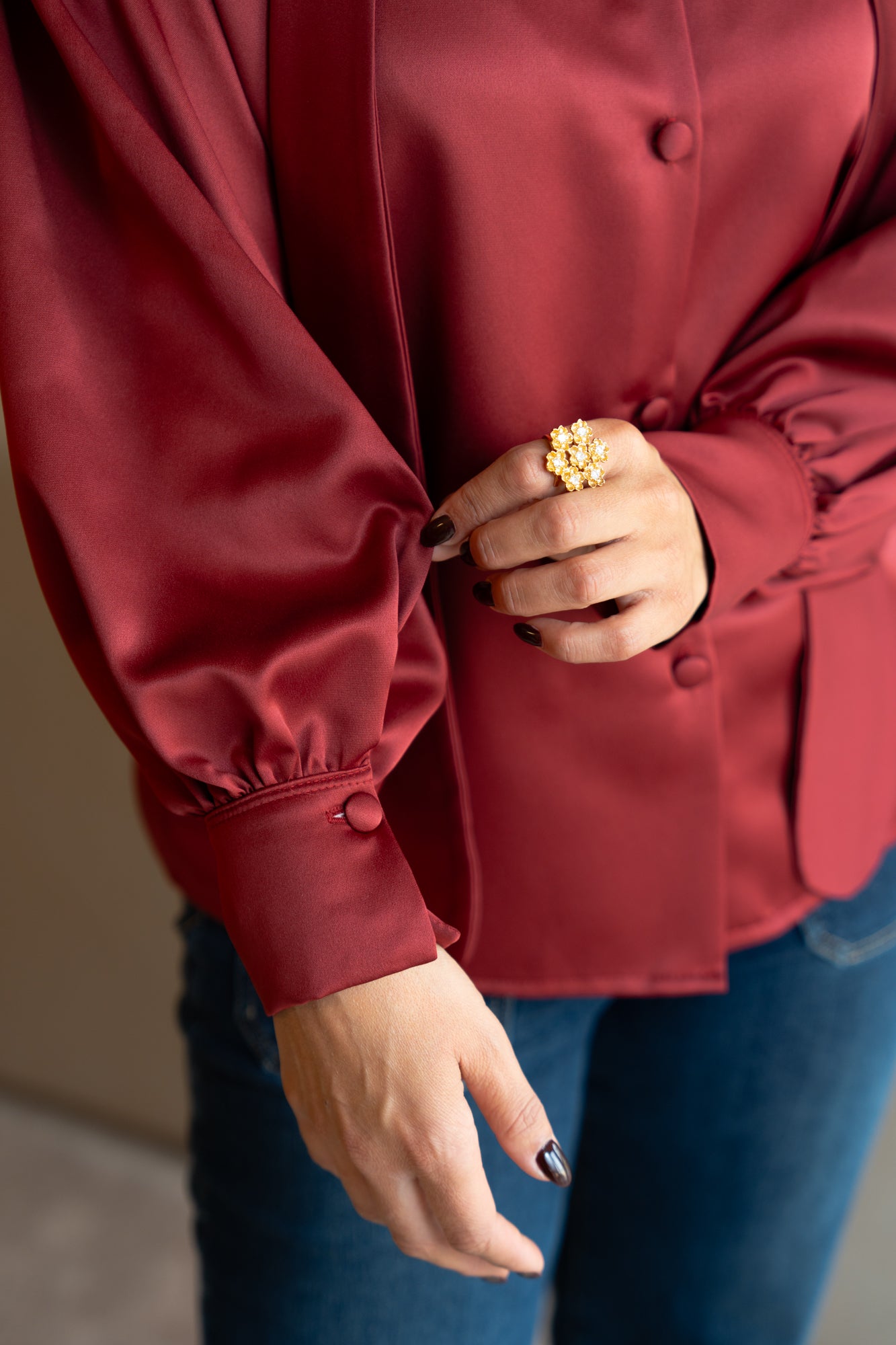 Blusa cetim lisa bordeaux