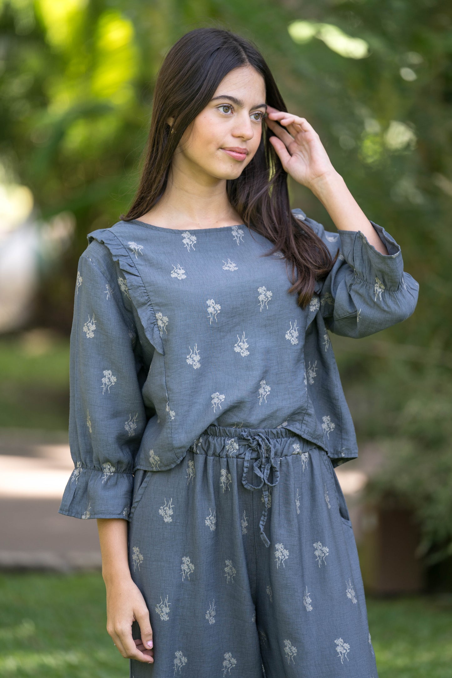 Blusa Catherine com efeitos brilhantes