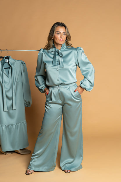 Conjunto aqua premium com bordado português